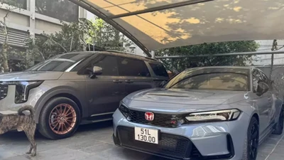 Honda Civic Type R và Mercedes-AMG G63 “biển cặp” của biker Sài thành
