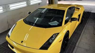 “Nuôi bò già” Lamborghini Gallardo gần 23 năm tốn kém ra sao?