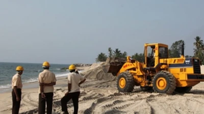 Trung Quốc siết chặt kiểm soát đất hiếm, cổ phiếu ngành này tăng vọt