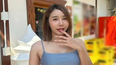 Mỹ nhân Thái Lan mặc mốt hở chân ngực hớ hênh