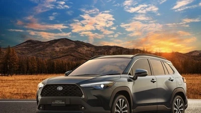 So sánh Toyota Corolla Cross và Honda HR-V: Ai là vua SUV cỡ nhỏ?