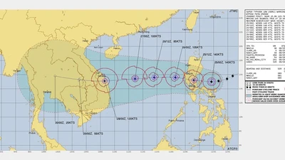 Những thông tin mới nhất về siêu bão Noru chuẩn bị vào đất liền 