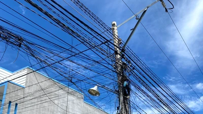 Đường dây điện xã Phong Nẫm còn mất an toàn đến bao giờ?