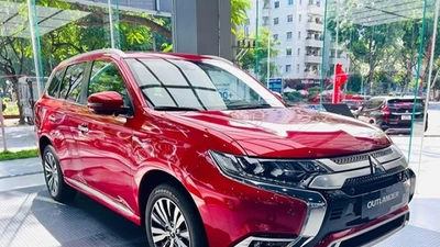 Giá xe Mitsubishi Outlander tháng 6/2025, crossover 7 chỗ từ 825 triệu đồng