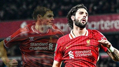 Liverpool thắng nghẹt thở đại chiến với Arsenal: Số 8 không dành riêng cho một thiên tài