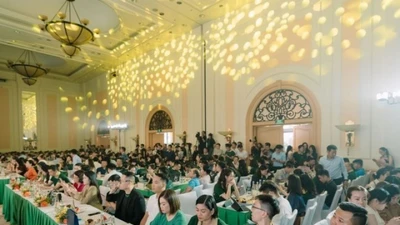 Tân Long & iHoldings đồng hành cùng sự kiện “Ráp căn” phân khu Mặt Trời tại Vinhomes Golden City 