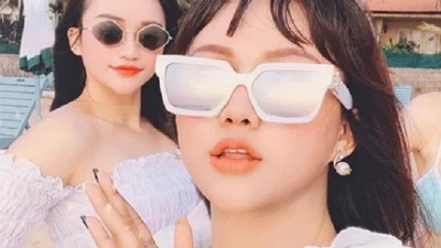 MC Thời sự hot nhất đài VTC khoe 2 em gái nóng bỏng, tài giỏi