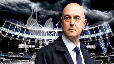 Chấn động Tottenham: Chủ tịch Levy từ chức sau 25 năm, sắp bị bán cho tỷ phú Qatar?