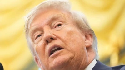 Ông Trump kháng cáo lên Tòa án Tối cao, dọa hủy loạt thỏa thuận thương mại nếu thua kiện