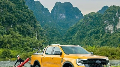 Giá xe Ford Ranger tháng 8/2025, ưu đãi tới 100% lệ phí trước bạ