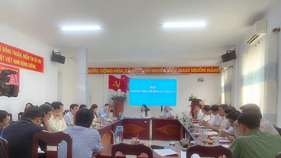 Tân Hiệp (Kiên Giang): 2 tuyến đường “vừa làm đã hỏng” là do trời mưa?