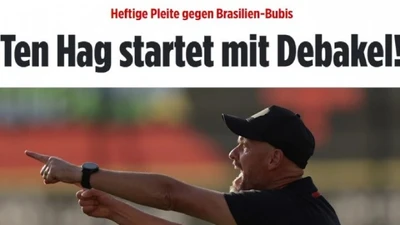 Leverkusen thua thảm 1-5: Báo Đức "tổng sỉ vả", Ten Hag "chữa ngượng"