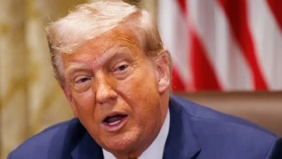 Ông Trump dọa áp thuế 200% với mặt hàng này