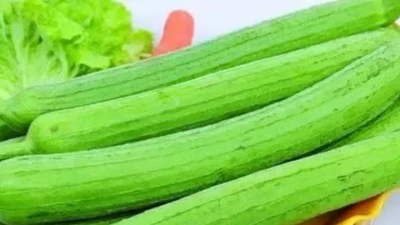 Loại quả vào mùa hè bán đầy ngoài chợ rất giàu canxi