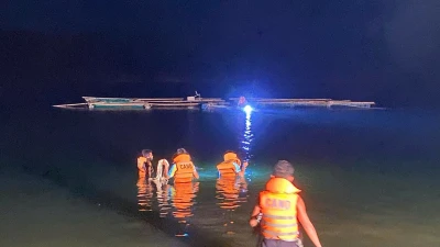 Nhảy xuống hồ thủy điện bơi, người đàn ông bị đuối nước
