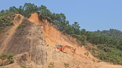 Doanh nghiệp bị xử phạt vì khai thác đất trái phép để thi công dự án 