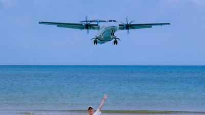 Đến bãi Đầm Trầu “săn” máy bay hạ cánh