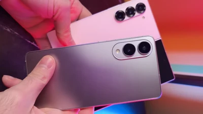 Trên tay Galaxy S25 Edge siêu mỏng, lộ cấu hình đặc biệt