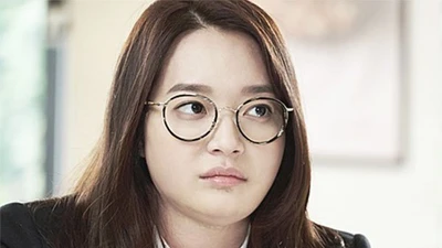 Sau sinh, vì tôi mập, chồng nói với đồng nghiệp tôi là em gái anh