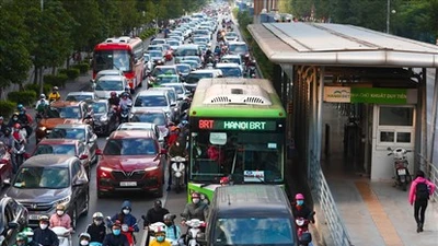 Buýt nhanh BRT Hà Nội thất thoát 43 tỷ: Khi nào Công an vào cuộc?