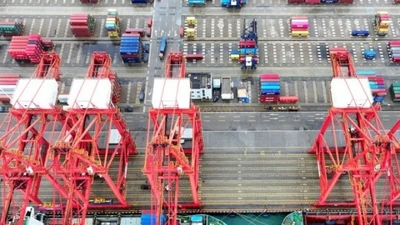 Không còn tàu hàng nào từ Trung Quốc cập cảng California: Báo động đỏ cho thương mại Mỹ