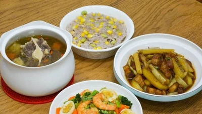 Chỉ 1 giờ chuẩn bị đã có ngay mâm cơm tối 4 món ngon lành, đủ chất cho cả nhà