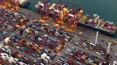 Xuất khẩu Ấn Độ chao đảo trước thuế 50% của ông Trump