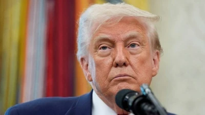 Ông Trump tin tưởng ông Putin, không áp đặt thêm trừng phạt Nga