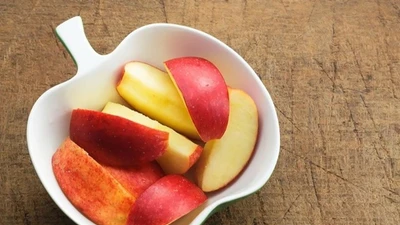 Phần bị bỏ đi của quả táo là kho vitamin và dưỡng chất quý