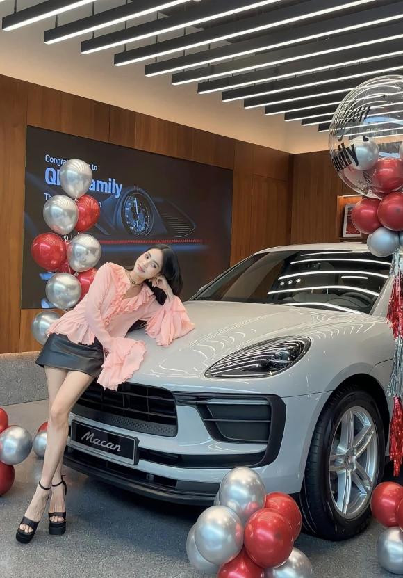 Ca nương Kiều Anh đặt xe cách đây nửa năm để phục vụ cho những chuyến đi chơi xa của gia đình.