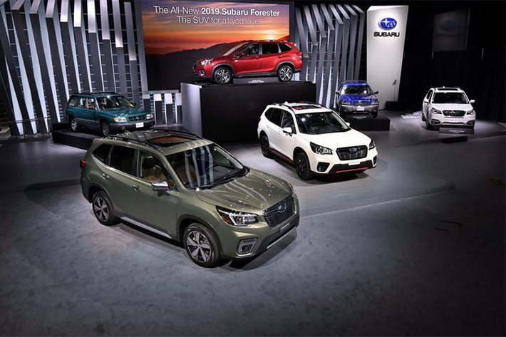 Sau khi giới thiệu tại thị trường Đài Loan vào đầu tháng 8 năm nay, mẫu xe Subaru Forester thế hệ mới cũng sẽ được đem về Việt Nam giới thiệu tại triển lãm VMS 2018. Mẫu crossover cỡ C của Subaru hiện đã bước sang thế hệ thứ 5 với thiết kế mới hấp dẫn và đẹp mắt hơn trước.