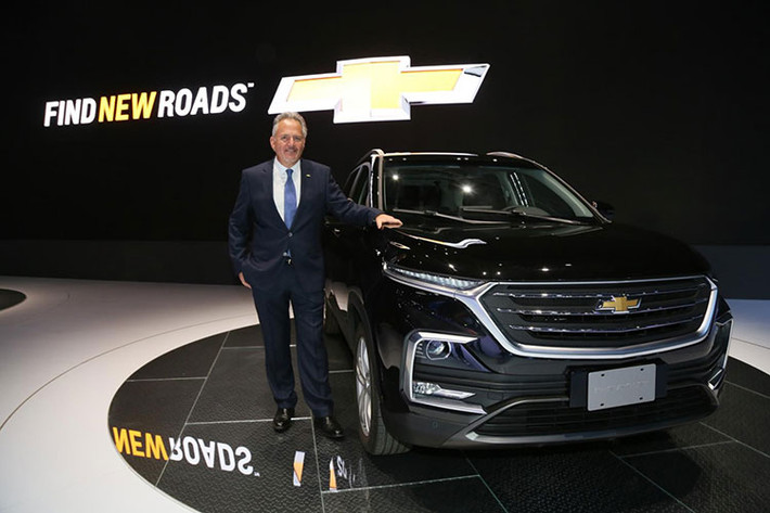 Trên thực tế, mẫu xe SUV Chevrolet Captiva 2019 chính là phiên bản đổi tên của mẫu ôtô Trung Quốc Baojun 530. Điều này không có gì lạ vì tập đoàn General Motors - tập đoàn mẹ của Chevrolet - vốn có một liên doanh chung với Wuling và SAIC tại thị trường Trung Quốc.