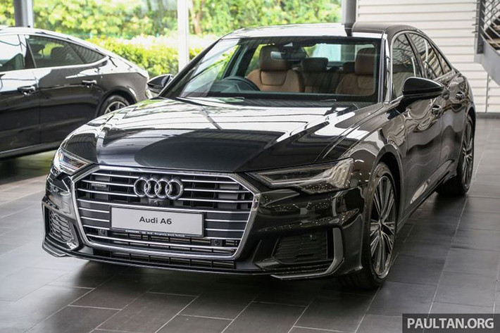 Audi A6 thế hệ hoàn toàn mới được giới thiệu lần đầu tại triển lãm Geneva Motor Show 2018 diễn ra vào tháng 3 năm ngoái. Mới đây mẫu xe này đã chính thức được chào hàng tại thị trường Đông Nam Á, Malaysia là quốc gia đầu tiên đón nhận mẫu sedan hạng sang thế hệ mới này.