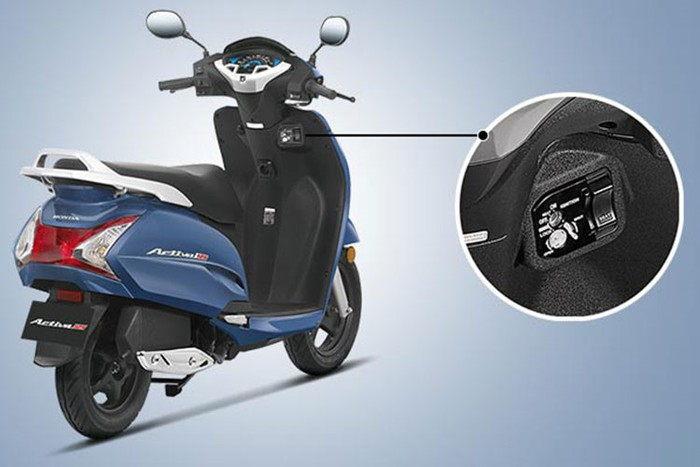 Hệ thống phanh của xe trên phiên bản cao nhất bao gồm phanh đĩa với heo Nissin 2 pis ở bánh trước và phanh đùm phía sau. Phiên bản rẻ nhất của xe có phanh đùm cho cả 2 bánh. Giống như nhiều dòng xe khác của Honda, mẫu xe ga Activa 125 mới cũng sở hữu hệ thống phanh CBS với khả năng phanh đồng thời cả bánh trước lẫn sau.