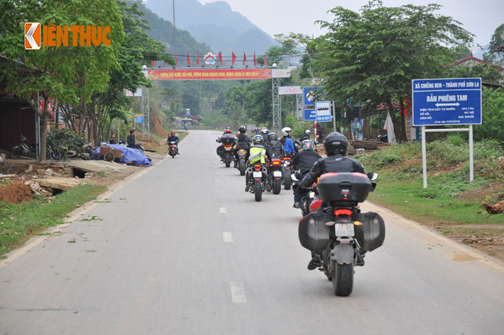 Các điểm trường mà đoàn môtô Ducati có mặt gồm; Chiềng Đen, Chiềng Lề, Trung tâm trẻ mồ côi Sơn La - tỉnh Sơn La.