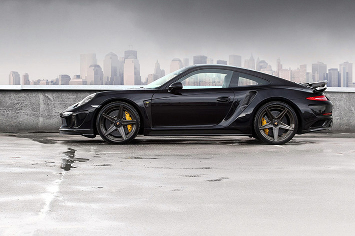 Sẽ chỉ có 25 chiếc được sản xuất và cùng chờ đón xem Porsche 991 Stinger GTR Black thể hiện sức mạnh vào thời gian sắp tới.