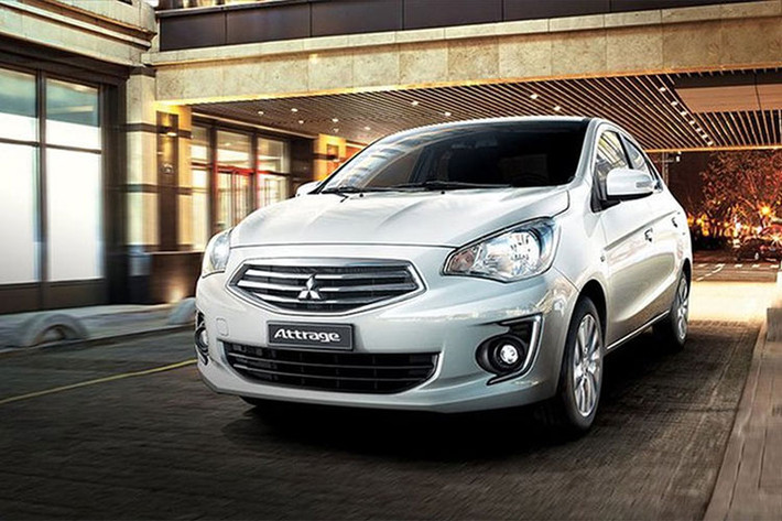 Mitsubishi Attrage mới là mẫu xe với thiết kế trung tính và hướng tới sự thực dụng đặc trưng của người Nhật. Tuy nhiên, mẫu xe này lại có không gian bên trong khá thoải mái, đi kèm với đó là nội thất được hoàn thiện ở mức tốt so với các mẫu xe có tầm tiền 500 triệu đồng.