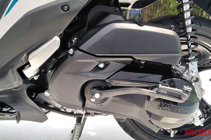 Ưu điểm của Yamaha Mio S chính là công nghệ động cơ Bluecore 125cc giúp xe tiết kiệm nhiên liệu hơn, cho công suất mạnh hơn và hoạt động đáng tin cậy hơn. Cùng với đó Mio S còn có bình xăng 4,2 lít giúp xe chạy được quãng đường dài thoải mái sau mỗi lần đổ xăng.