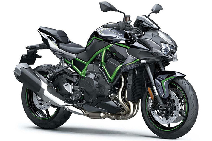 Siêu môtô Kawasaki Z H2 mới là mẫu hyper naked-bike được phát triển từ siêu xe thể thao Kawasaki Ninja H2 với việc sử dụng cỗ máy và cái tên khá giống nhau cùng bộ động cơ siêu nạp. Đặc biệt hơn, những mẫu xe thuộc dòng H2 của Kawasaki sẽ mang logo đặc biệt của Kawasaki Heavy Industries.