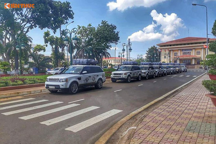 Hiện tại, những thành viên đầu tiên tham dự vào Hành trình từ trái tim 2019 đã có mặt tại Bảo tàng thế giới cà phê, Buôn Ma Thuột. Tương tự như năm ngoái, những chiếc SUV hạng sang Range Rover đã được ông Đặng Lê Nguyên Vũ trọng dụng cho hành trình trong năm nay.