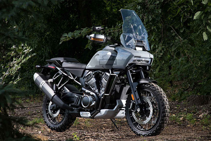 Hãng xe môtô Harley-Davidson vừa công bố chiến lược phát triển sản phẩm mới trong bốn năm sắp tới đây của hãng. Trong đó, trọng tâm trong chiến lược của hãng là nhắm đến thị trường mới nổi tại châu Á, chủ yếu là các nước như Việt Nam, Thái Lan và Ấn Độ.