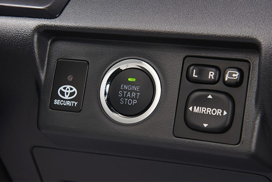 Nằm bên dưới nắp capô của Toyota Avanza 2019 tại Indonesia là 2 loại động cơ xăng 4 xi-lanh khác nhau. Đầu tiên là động cơ 1,3 lít với công suất tối đa 95 mã lực và mô-men xoắn cực đại 120 Nm. Thứ hai là động cơ 1,5 lít với công suất tối đa 104 mã lực và mô-men xoắn cực đại 136 Nm.