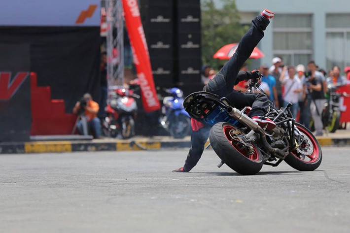 Motul Stunt Fest năm nay quy tụ khá đông đảo các bạn trẻ đam mê Stunt trên hai miền Nam Bắc tham dự.