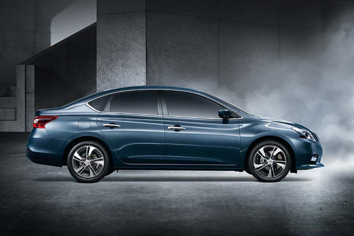 Cách đây không lâu, bộ đôi Mazda3 và Toyota Corolla Altis đã được bổ sung thế hệ mới trong khi Honda Civic có phiên bản nâng cấp 2019. Để không thua kém các đối thủ "đồng hương", hãng xe ôtô Nissan đã quyết định tung ra phiên bản 2019 của Sylphy tại thị trường Singapore.