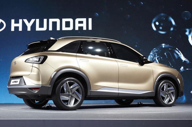 Mẫu xe mới này vẫn chưa được đặt tên, sử dụng công nghệ pin nhiên liệu ix35 Fuel Cell thế hệ thứ 4 và sản sinh công suất 161 mã lực, tăng 20% so với thế hệ trước. Hyundai tuyên bố rằng hệ thống truyền động của SUV mới có hiệu suất 60%, tăng 9% so với người tiền nhiệm của nó.