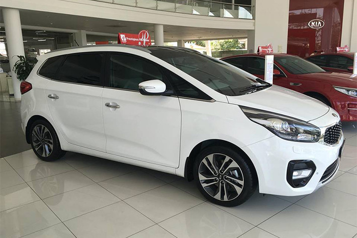 Ở 3 phiên bản động cơ xăng còn lại là loại động cơ 2.0 lít, công suất 159 mã lực tại vòng tua 6.500 vòng/phút và mô men xoắn cực đại 194 Nm/4.800 vòng/phút, đi kèm hộp số tự động 6 cấp và số sàn 6 cấp.