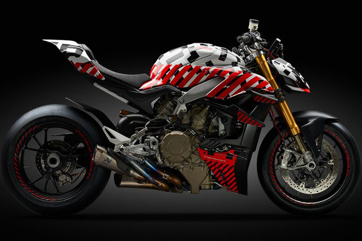 Sau một thời gian dài chờ đợi, cuối cùng thì Ducati đã công bố hình ảnh thiết kế của mẫu xe môtô Ducati Streetfighter V4 hoàn toàn mới được phát triển từ siêu môtô Panigale V4 từng ra mắt thị trường vào năm ngoái.