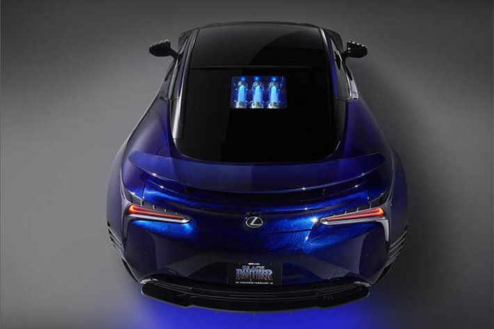 Theo Lexus mẫu siêu xe coupe thể thao LC500 mặc dù không mạnh ở mảng hiệu suất nhưng nó có thể đem lại cảm giác lái hoàn hảo nhờ vào động cơ cực mạnh và tỷ lệ phân phối trọng lượng vô cùng cân bằng.