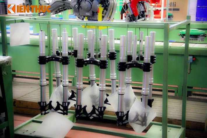 Những mẫu xe được ưa chuộng của Benelli có thể kế đến như: BN 251, BN600GT, BN302 và đặc biệt mẫu xe tầm trung BN600i.