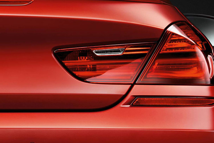 Vẻ bề ngoài, BMW M6 Competition được ưu ái hơn M6 Coupe và M6 Convertible.